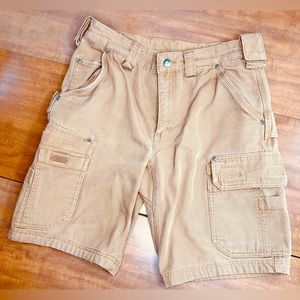 Duluth Trading Mens 34 Fire Hose Cargo Shorts Utility Work Kahki A15 3237-15